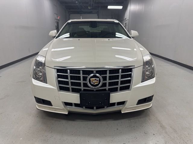 Used 2013 Cadillac CTS Luxury RWD image 2