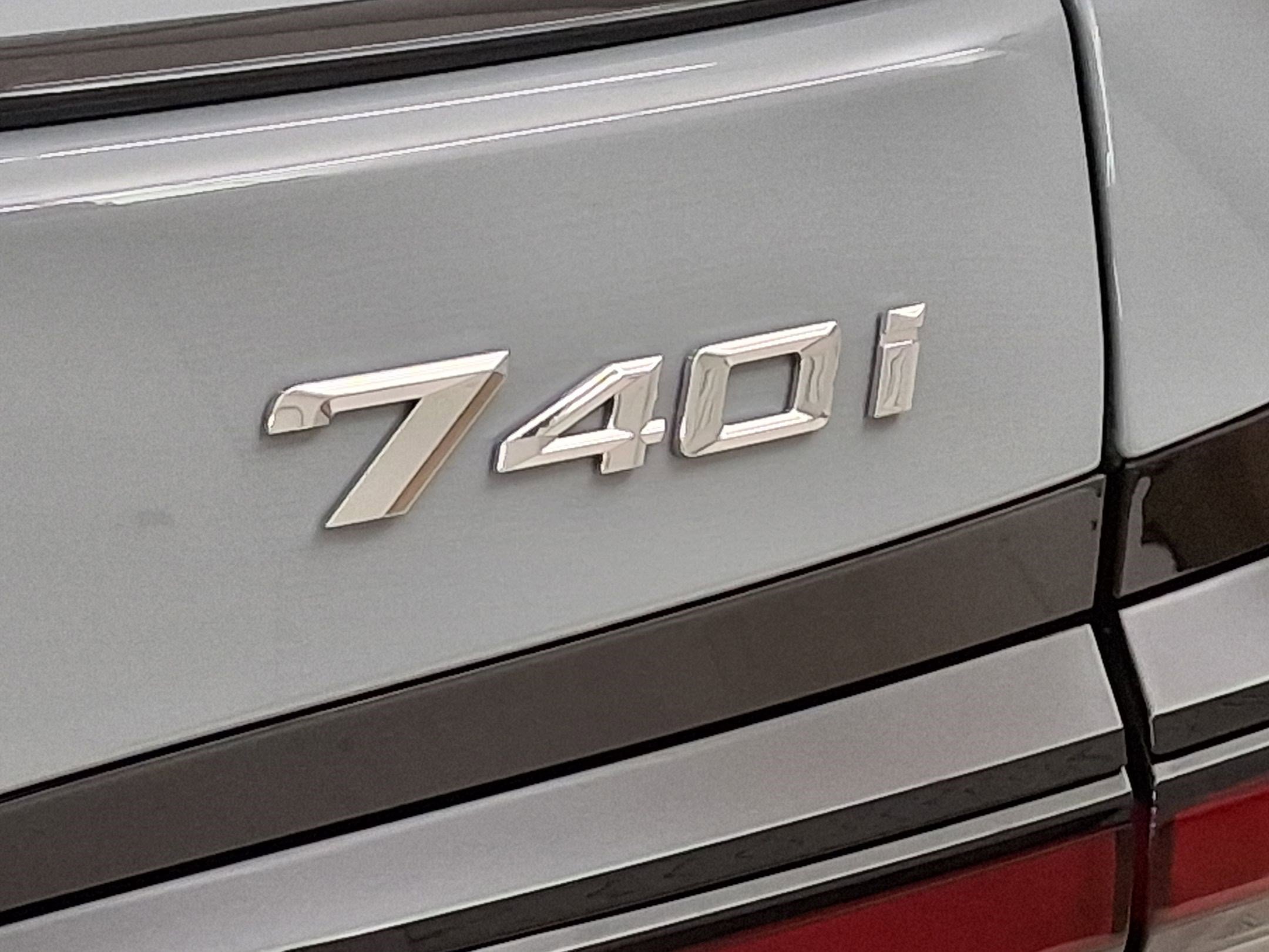 New 2026 BMW 740i w/ Premium Package image 20