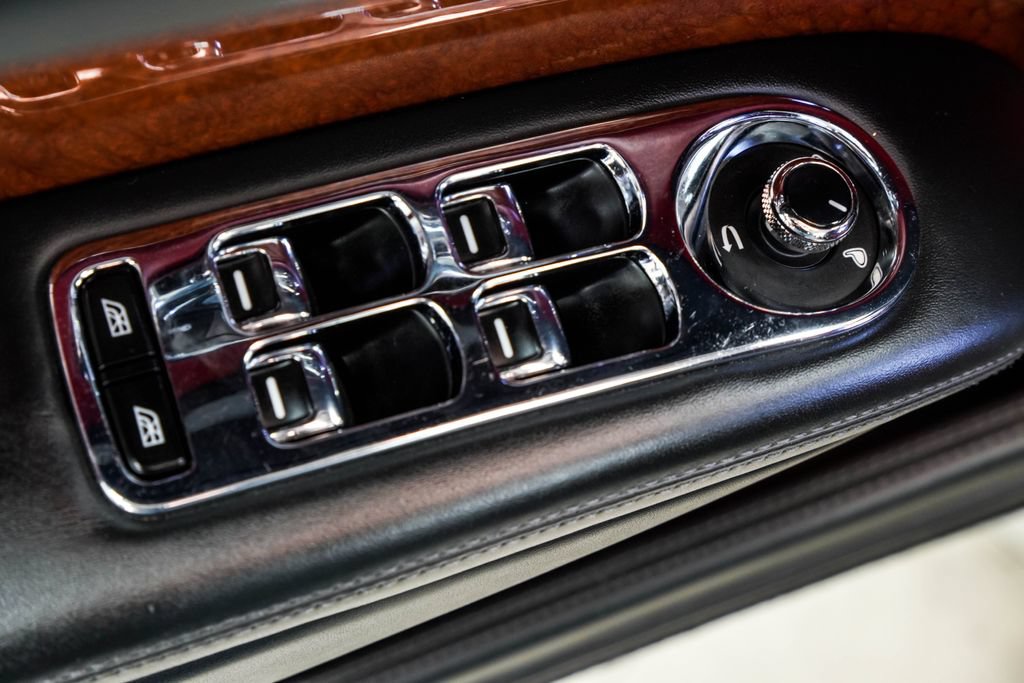 Used 2018 Bentley Mulsanne RWD image 46