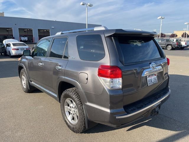 Used 2011 Toyota 4Runner SR5 w/ Convenience Pkg image 7