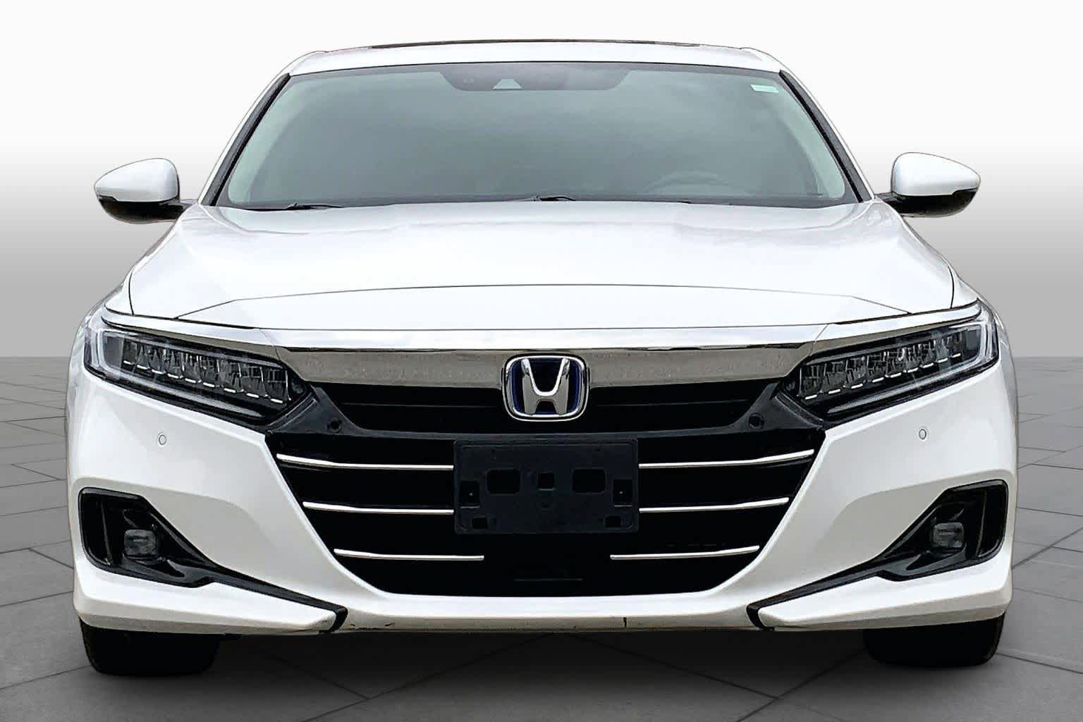 Used 2021 Honda Accord Touring image 4