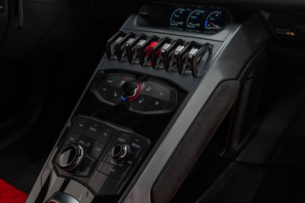 Used 2015 Lamborghini Huracan LP 610-4 image 19