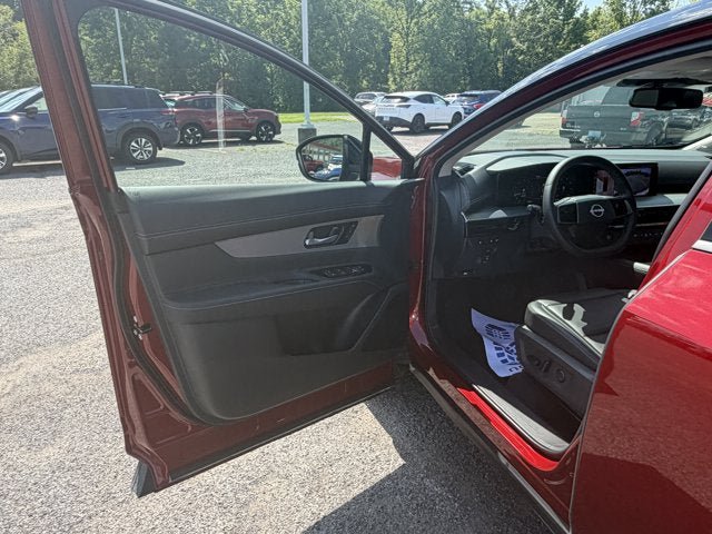 Used 2025 Nissan Murano SL AWD/4WD image 12