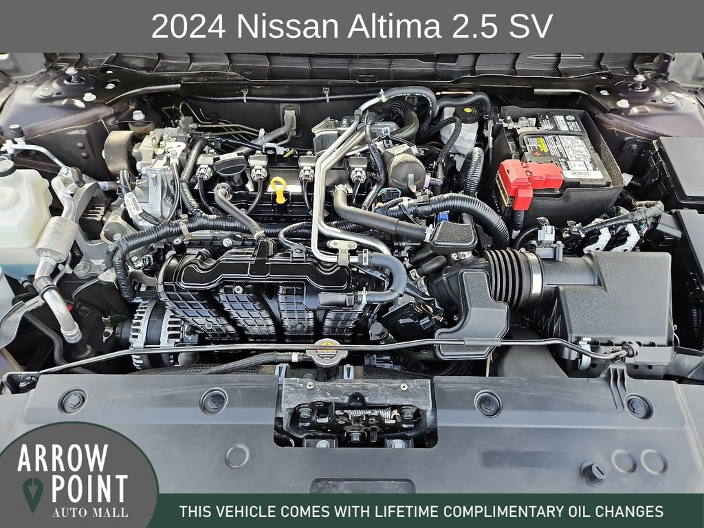 Used 2024 Nissan Altima 2.5 SV image 14