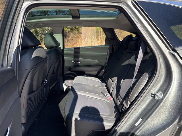 Used 2025 Hyundai Tucson Limited image 26