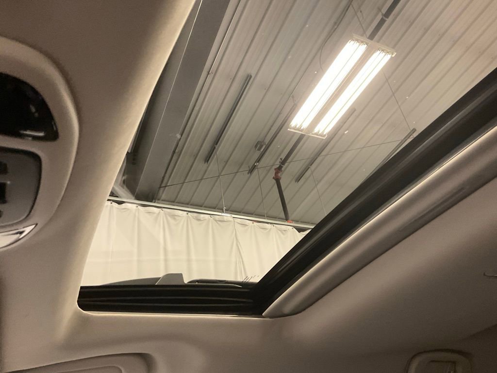 Used 2021 Subaru Outback Limited image 23