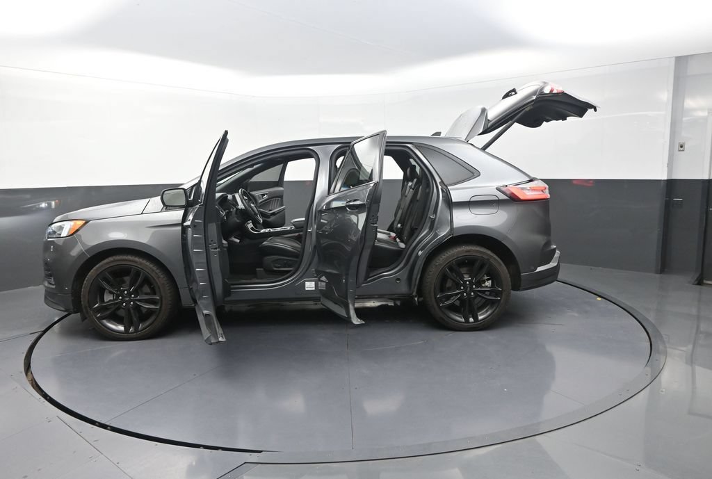 Used 2022 Ford Edge ST w/ Equipment Group 401A AWD/4WD image 35