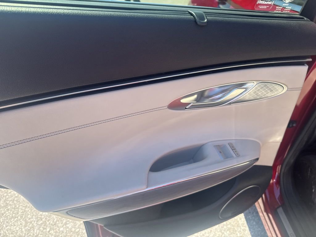 Used 2023 Genesis GV70 2.5T w/ Advanced Package image 12