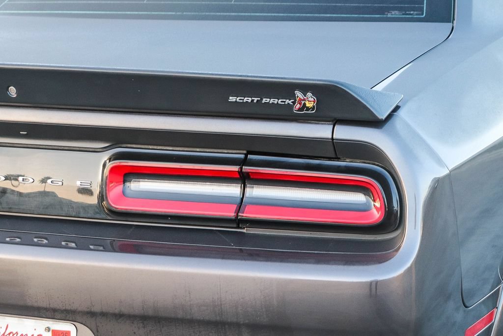 Used 2022 Dodge Challenger R/T Scat Pack RWD image 10
