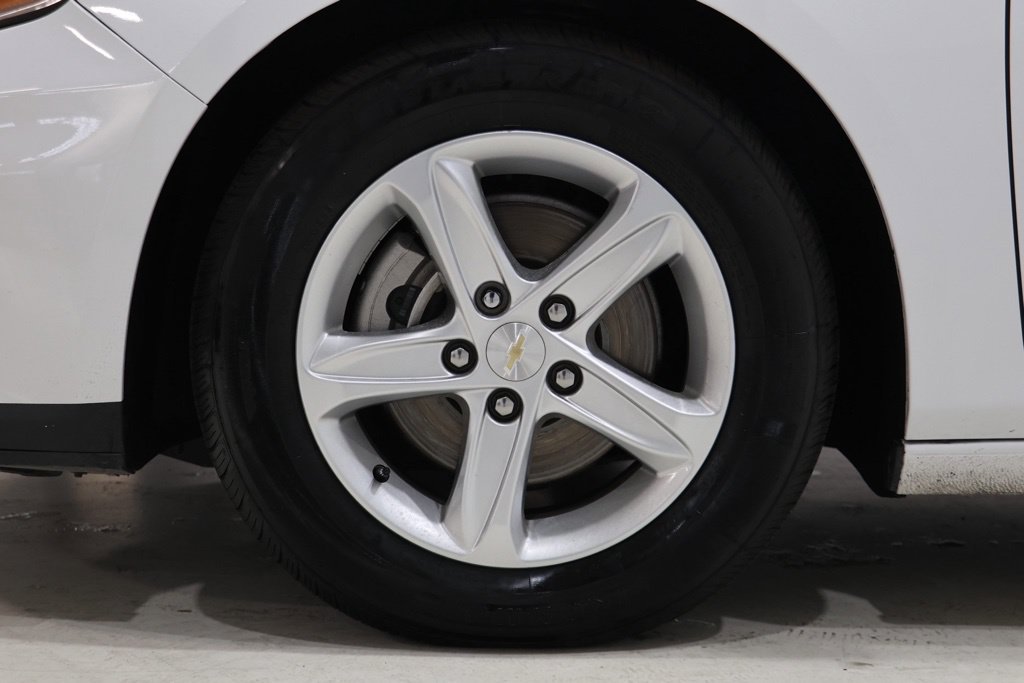 Used 2024 Chevrolet Malibu LT FWD image 9