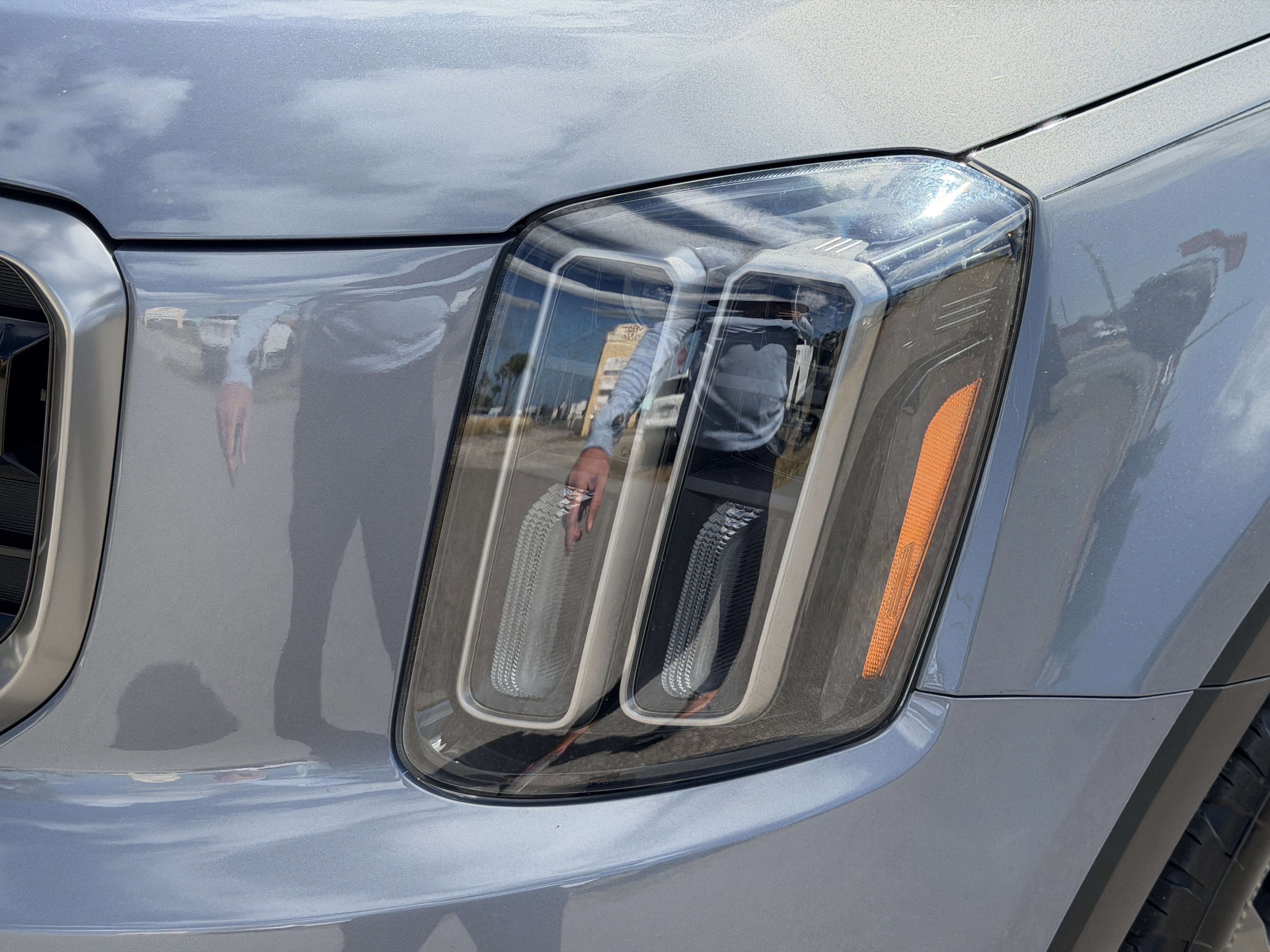 Used 2023 Kia Telluride SX Prestige X-Pro image 9