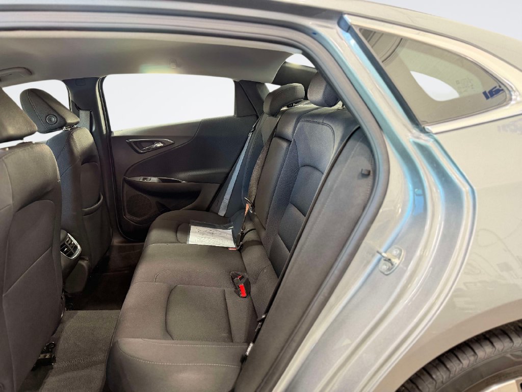 Used 2024 Chevrolet Malibu LT FWD image 14