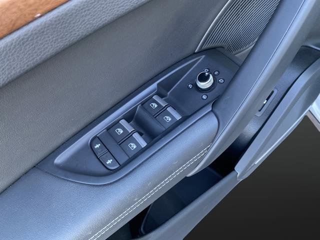 Used 2021 Audi Q5 Prestige image 35