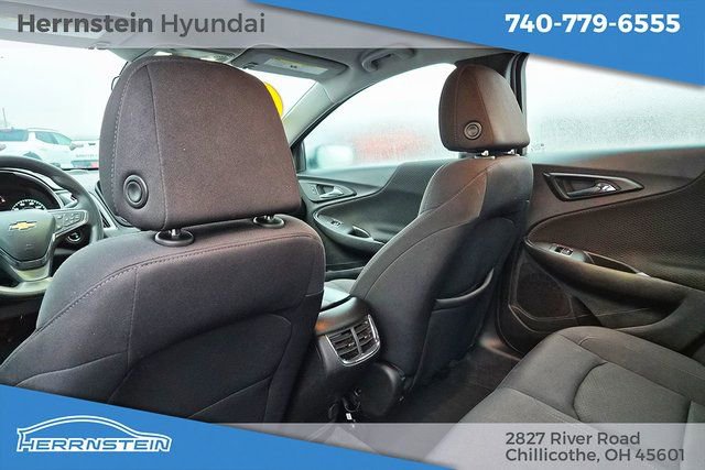 Used 2024 Chevrolet Malibu LT image 23