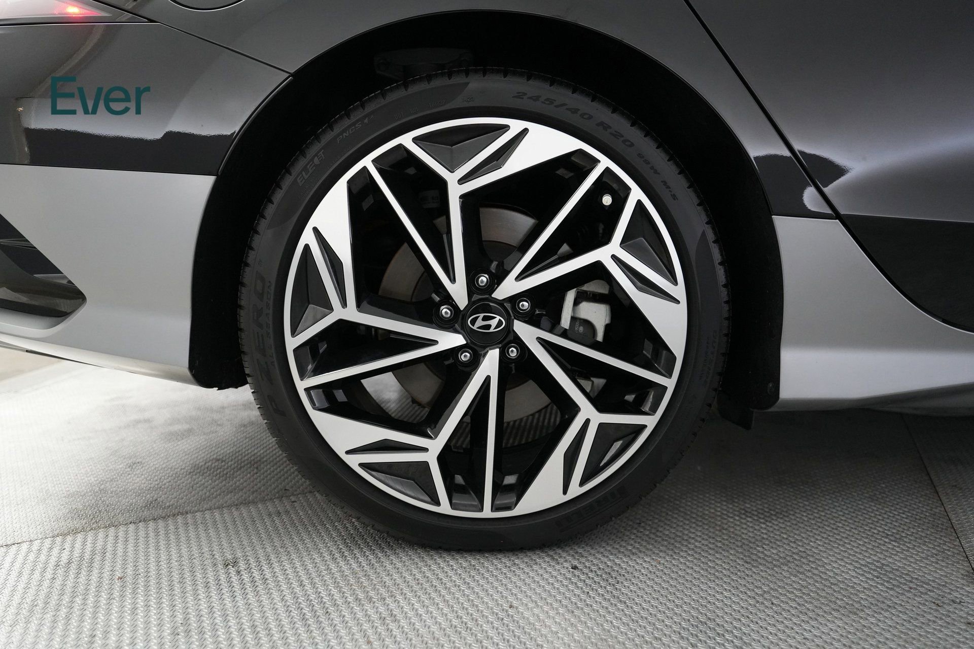 Used 2024 Hyundai Ioniq 6 SEL image 18