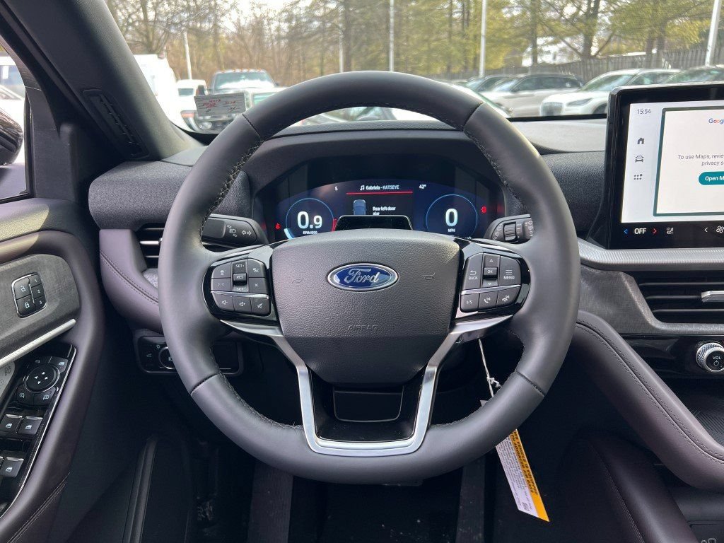 New 2026 Ford Explorer Platinum w/ LUX Leather Package AWD/4WD image 16