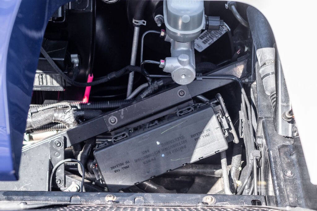 Used 2005 Ford GT image 56