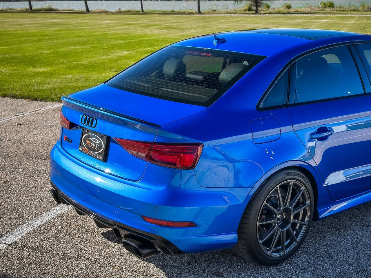 Used 2018 Audi RS 3 w/ Technology Package image 26