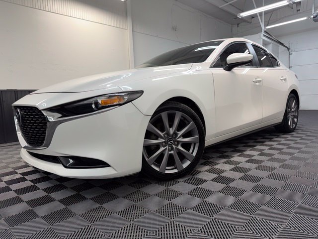 Used 2021 MAZDA MAZDA3 s FWD image 3