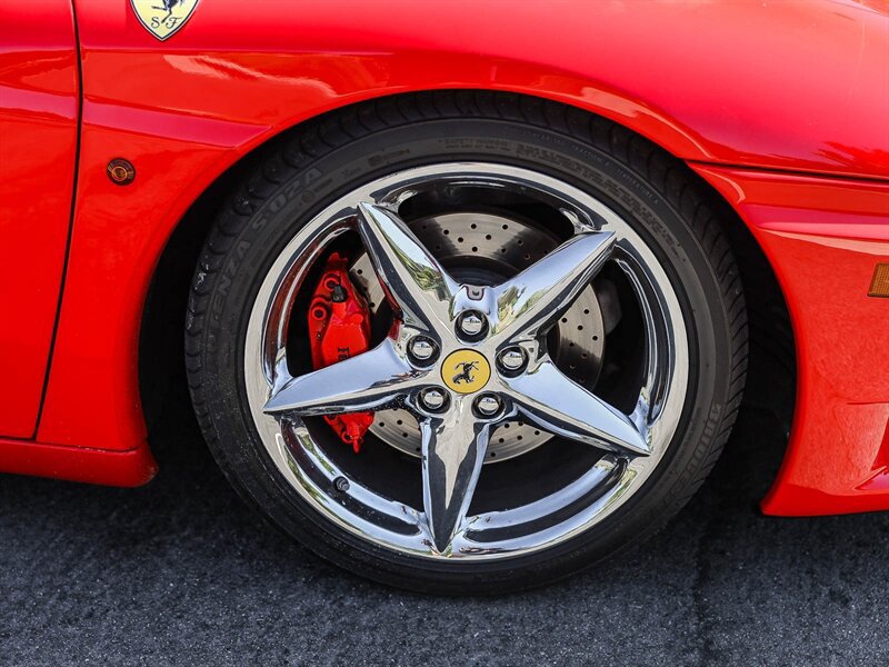 Used 2005 Ferrari 360 Spider RWD image 11