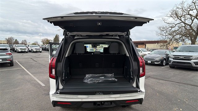 New 2025 Ford Expedition Active image 12