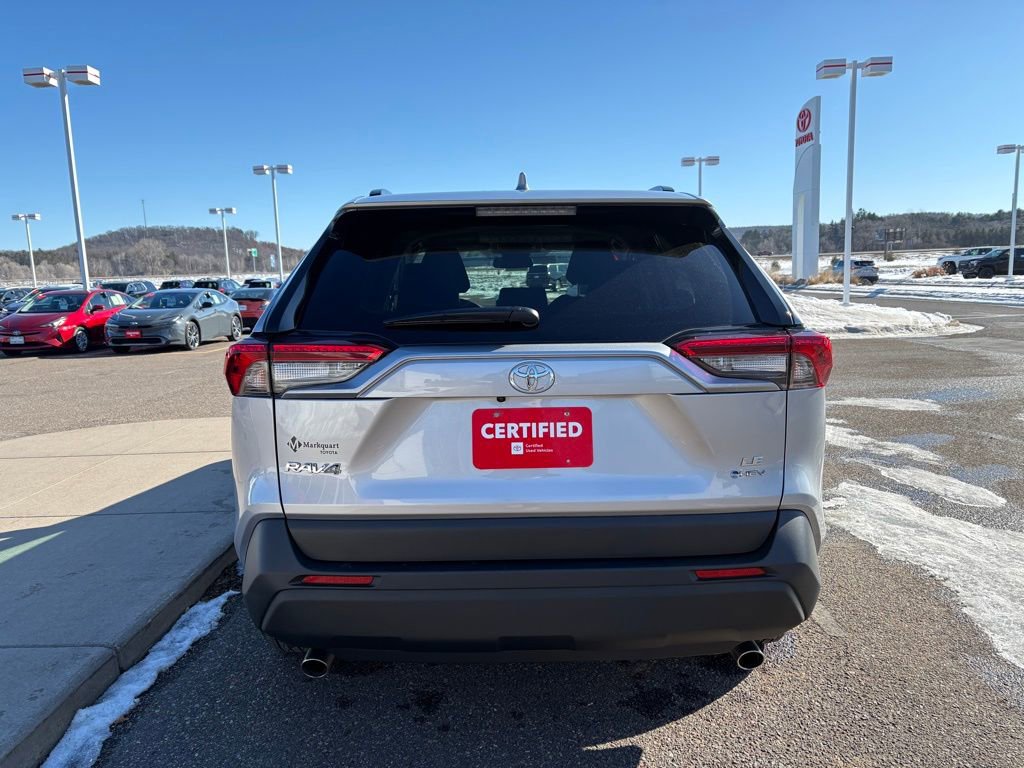 Certified 2025 Toyota RAV4 LE AWD/4WD image 3