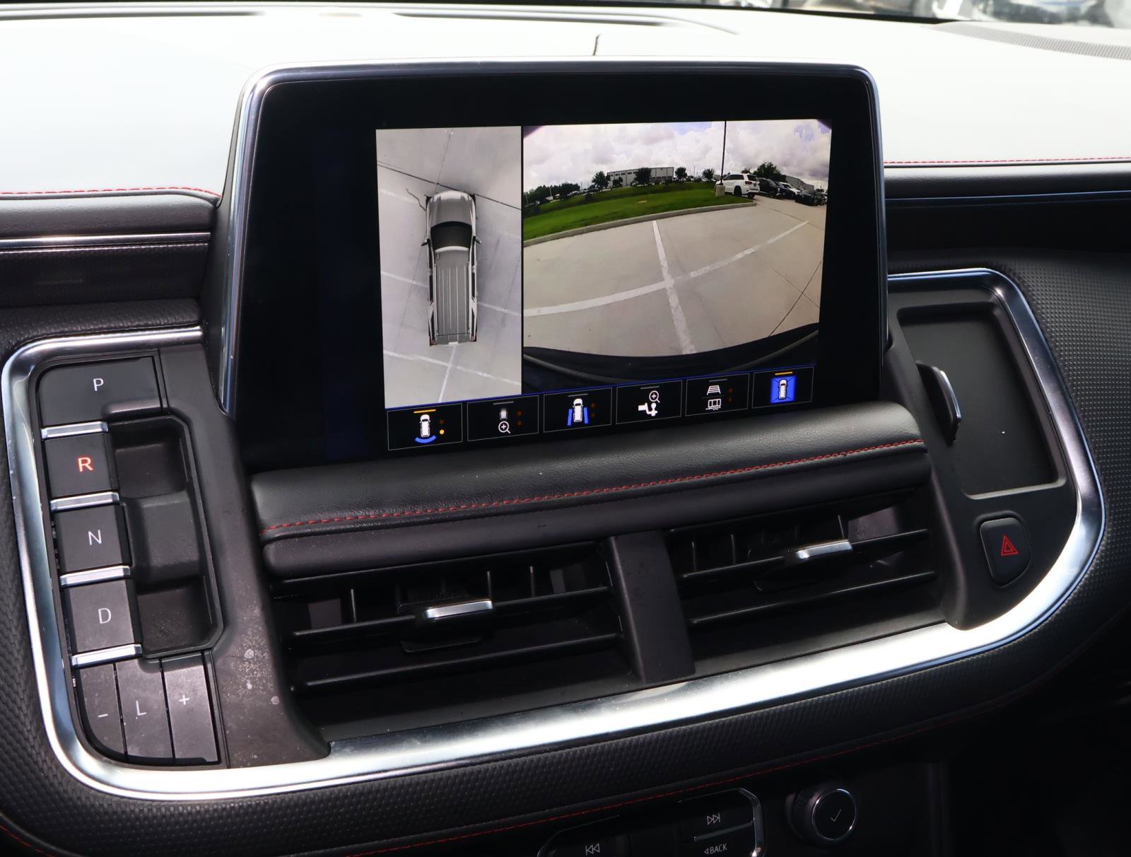 Used 2022 Chevrolet Tahoe RST w/ Luxury Package RWD image 33
