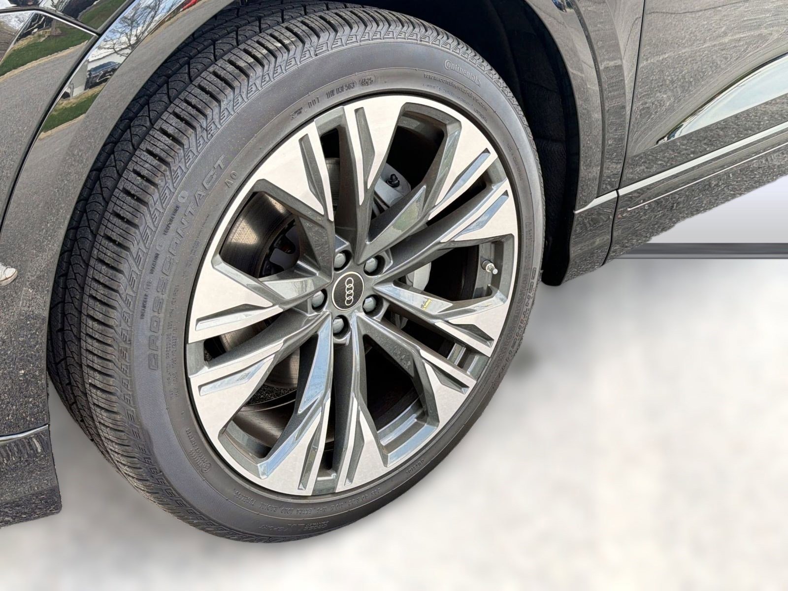 New 2026 Audi Q8 Premium Plus AWD/4WD image 12
