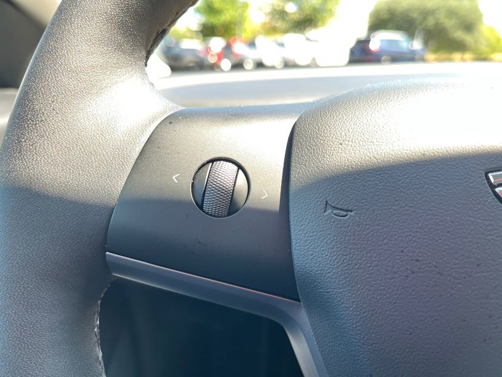 Used 2021 Tesla Model 3 Long Range image 16