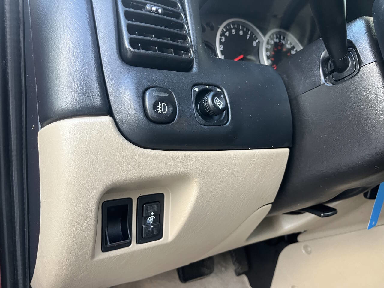 Used 2004 MAZDA Tribute ES w/ Tow Pkg image 21