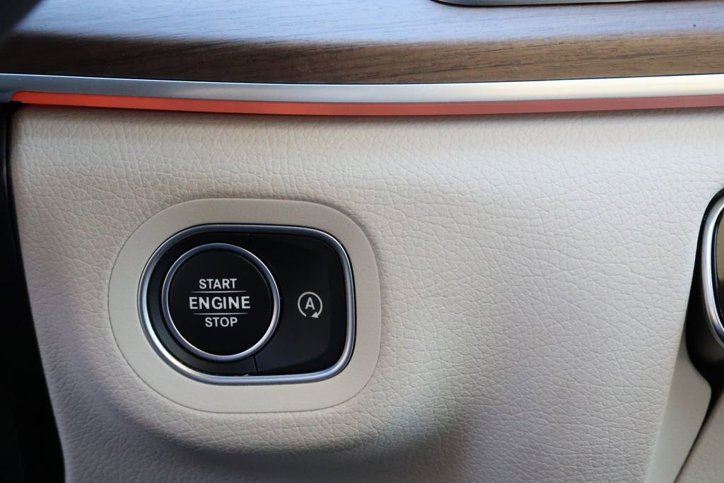 Used 2022 Mercedes-Benz GLE 350 4MATIC image 25