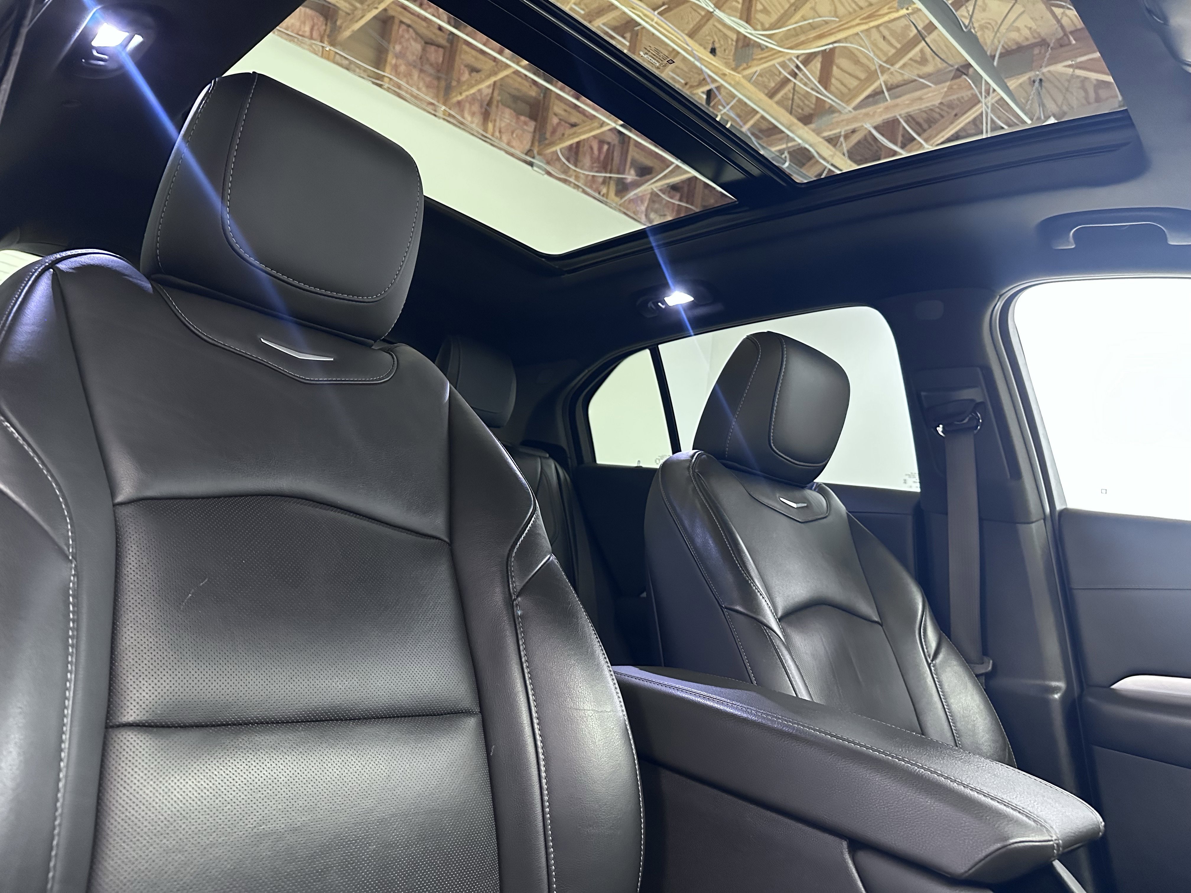 Used 2019 Cadillac XT4 Premium Luxury image 40