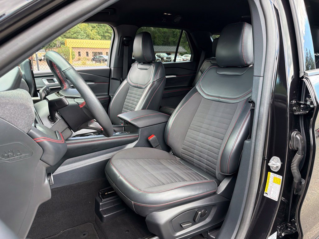 Used 2026 Ford Explorer ST-Line AWD/4WD image 18