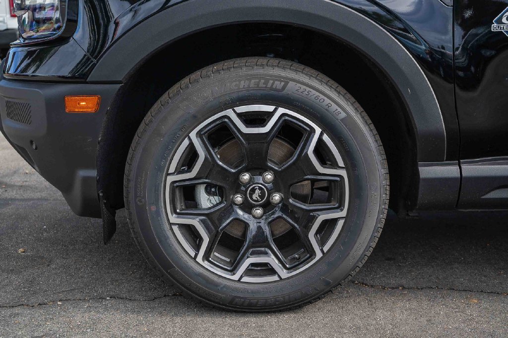 New 2025 Ford Bronco Sport Outer Banks w/ Outer Banks Tech Package+ AWD/4WD image 12