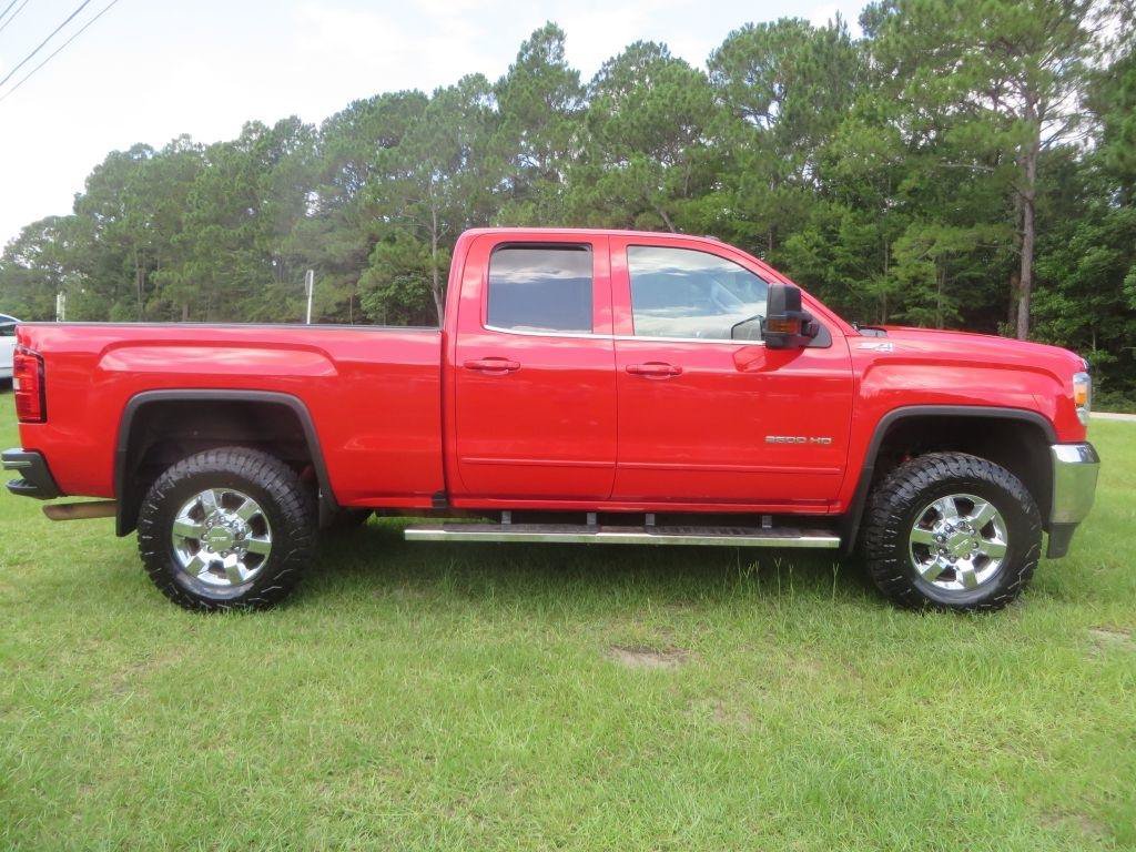 Used 2019 GMC Sierra 2500 SLE AWD/4WD image 5