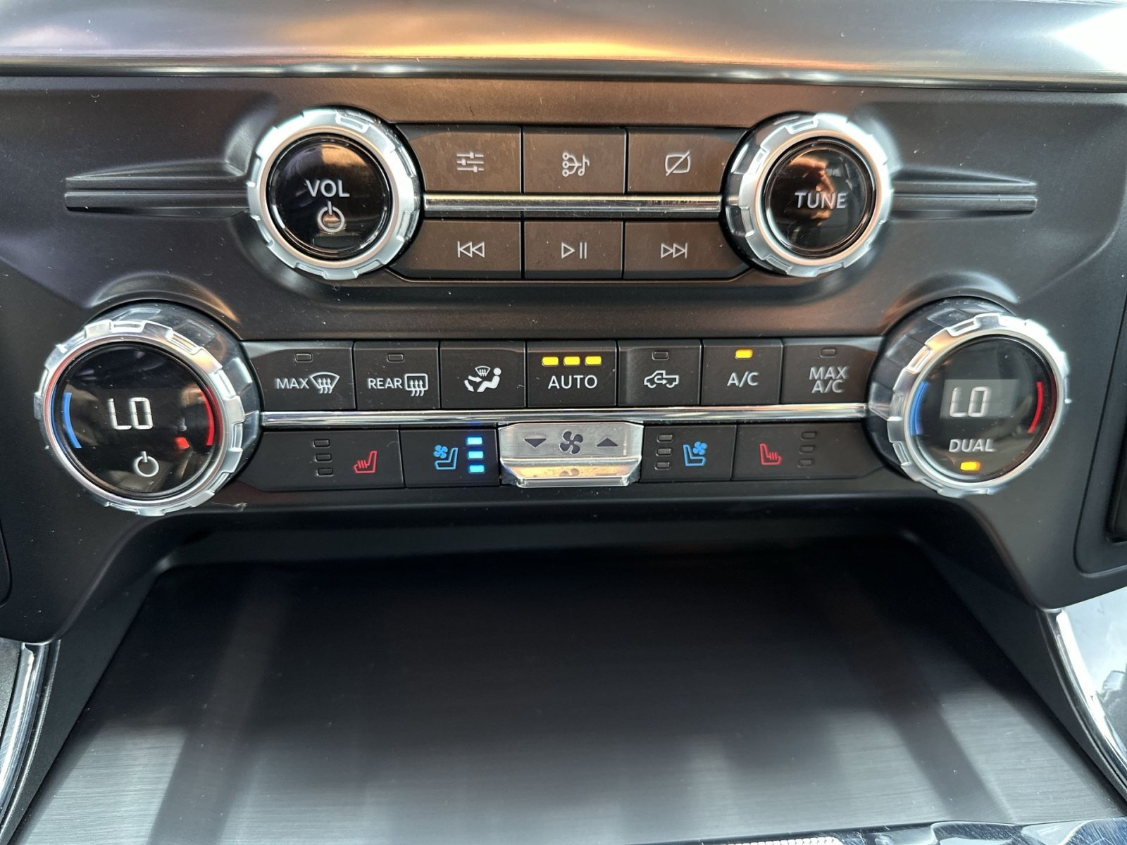 Used 2021 Ford F150 Lariat AWD/4WD image 29
