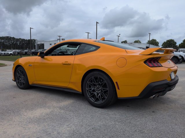 New 2026 Ford Mustang GT Premium w/ GT Performance Package RWD image 6