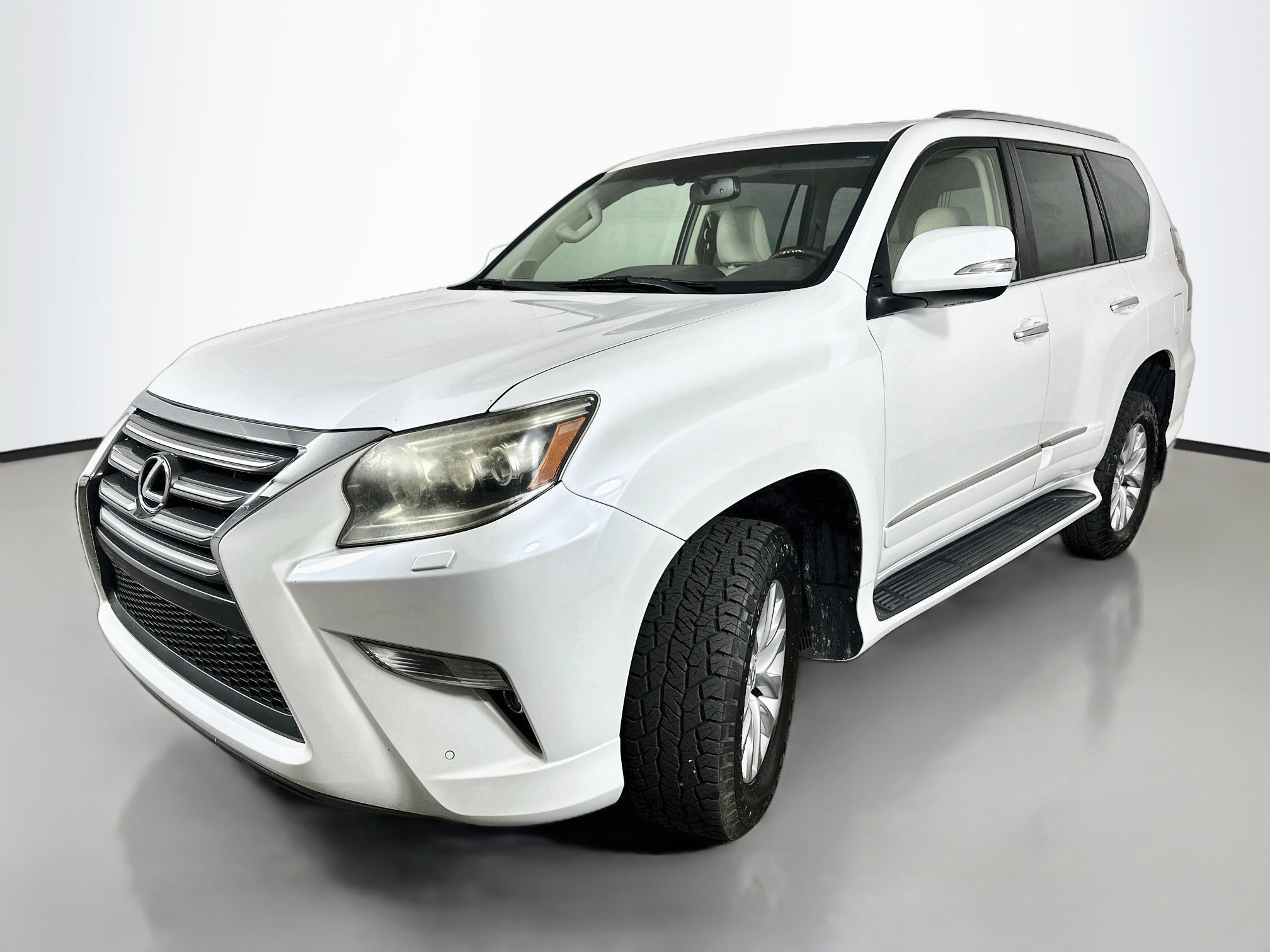 Used 2017 Lexus GX 460 Premium w/ Premium Package AWD/4WD image 3