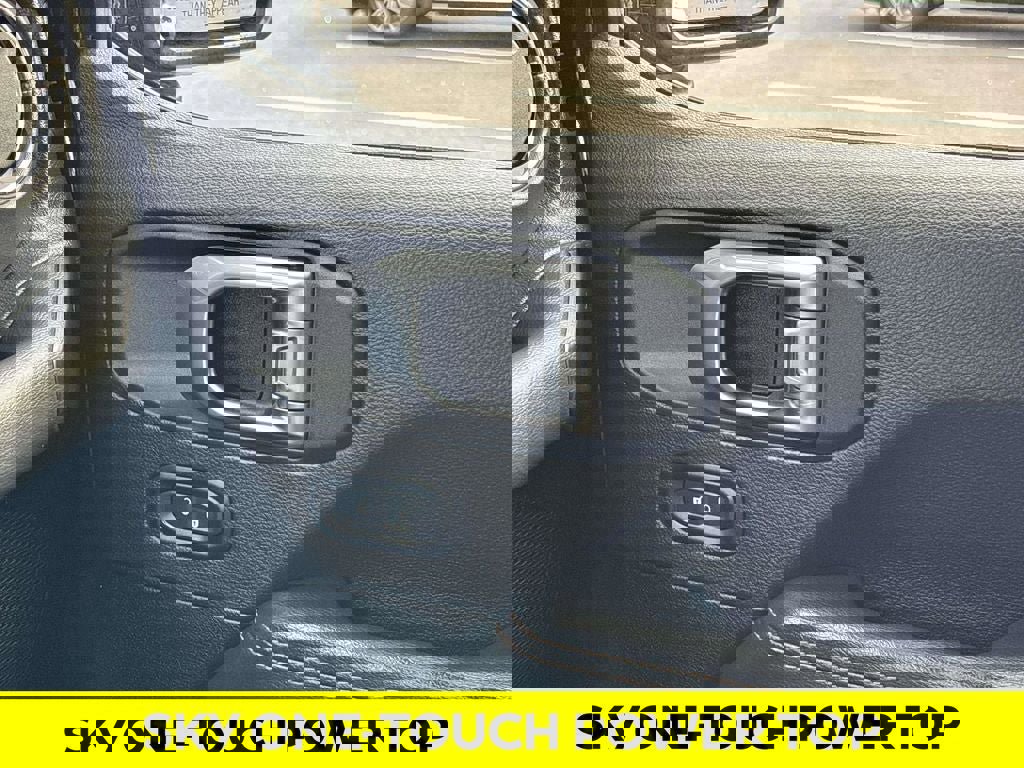 Used 2023 Jeep Wrangler Unlimited Sahara AWD/4WD image 29