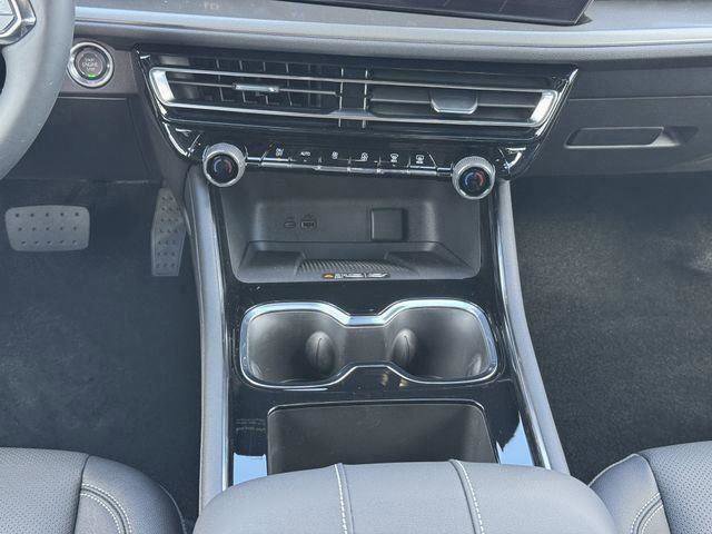 Used 2019 Chevrolet Equinox Premier image 15