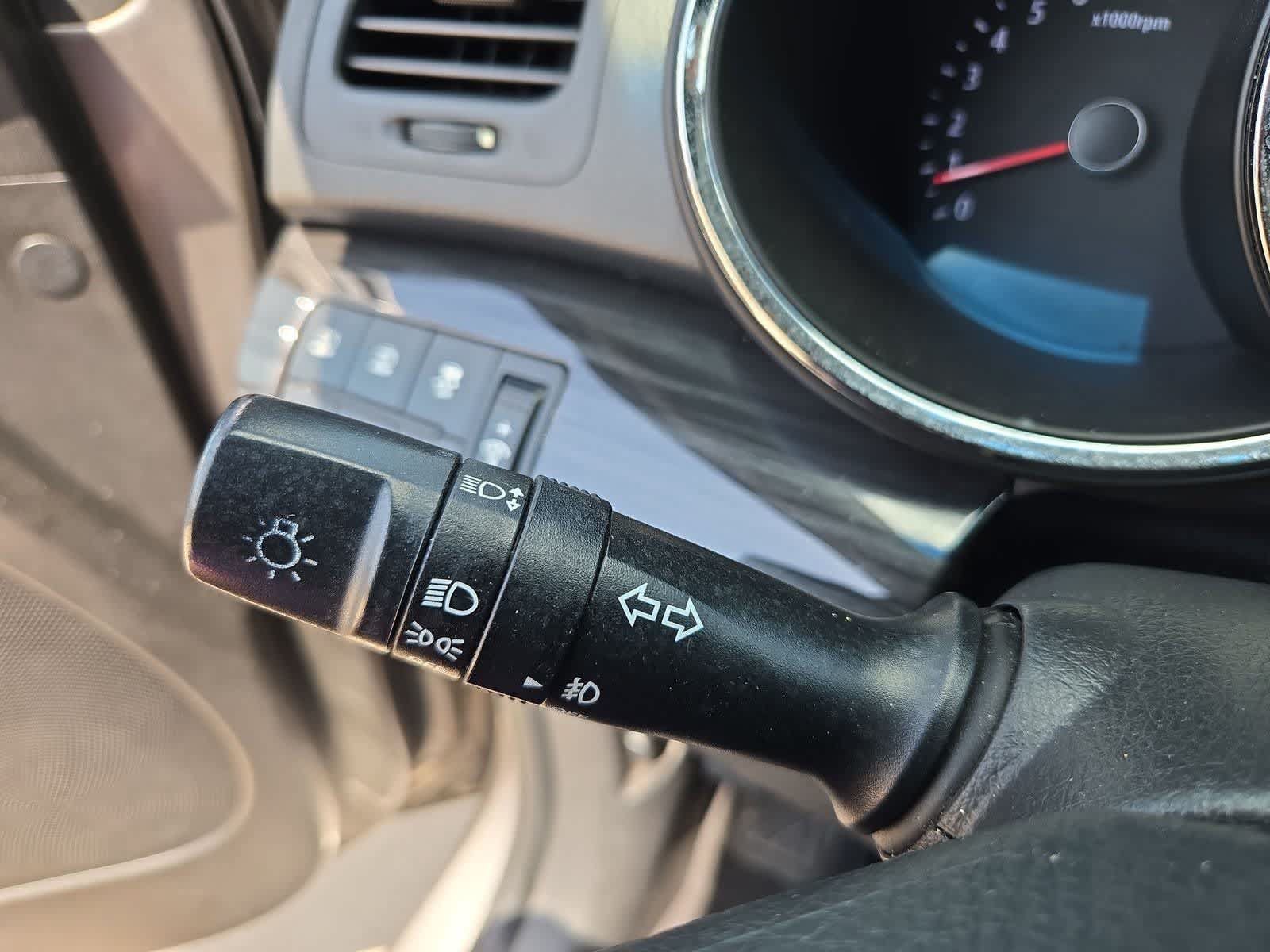 Used 2013 Kia Sorento LX w/ Convenience Pkg FWD image 24