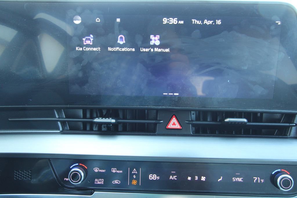 Used 2024 Kia Sportage EX image 33