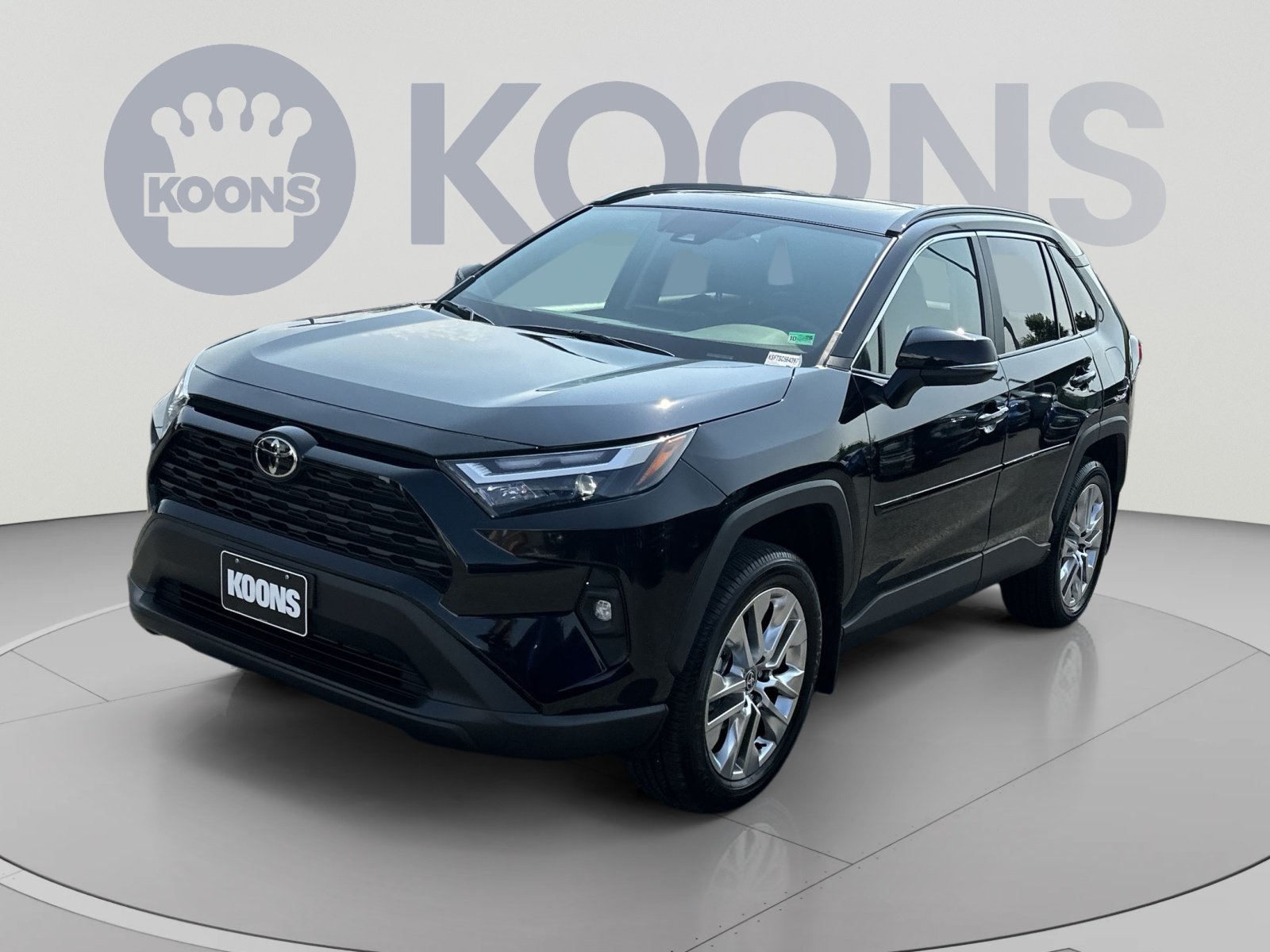 Used 2025 Toyota RAV4 XLE Premium w/ Weather Package AWD/4WD image 1