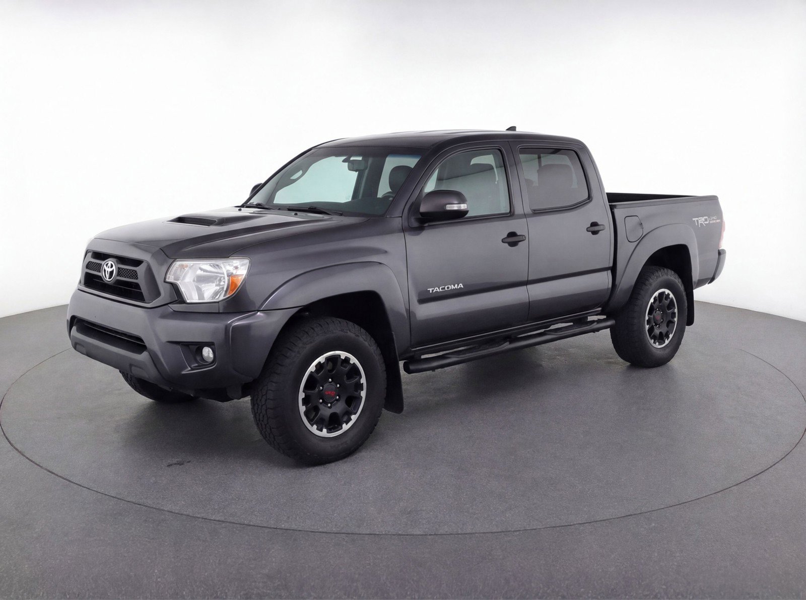 Used 2025 Toyota Tacoma TRD Off-Road image 3
