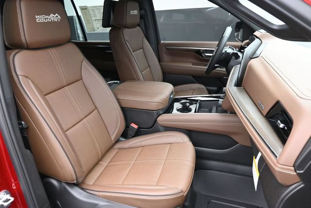 New 2026 Chevrolet Tahoe High Country AWD/4WD image 32