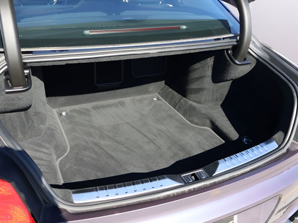 Used 2023 Bentley Flying Spur Azure AWD/4WD image 20