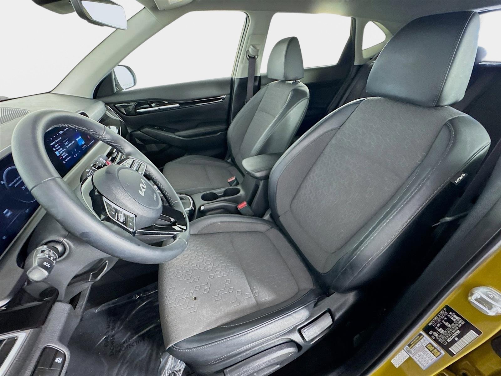 Used 2024 Kia Seltos S image 12