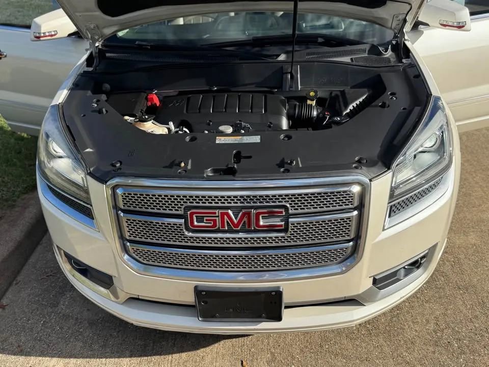 Used 2014 GMC Acadia Denali image 13