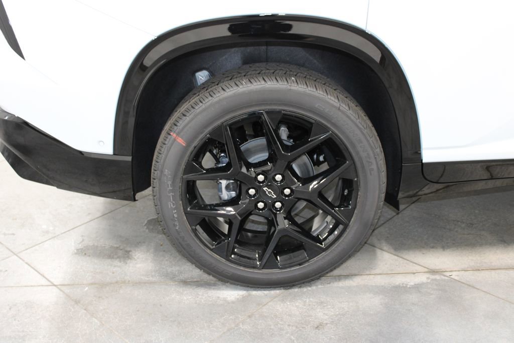 New 2026 Chevrolet Traverse RS w/ LPO, Floor Liner Package image 60