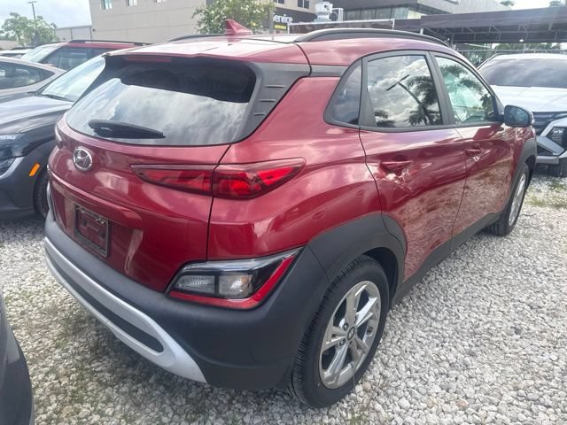 Used 2022 Hyundai Kona SEL w/ Convenience Package FWD image 6